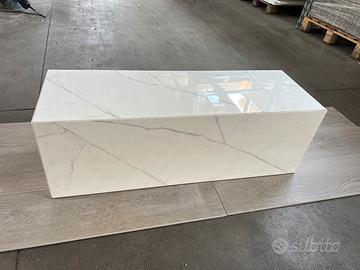 Tavolo rettangolare gres effetto marmo