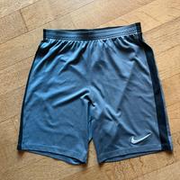 Pantaloncino nike grigio