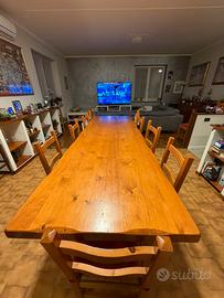 Tavolo in legno massello