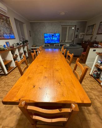 Tavolo in legno massello