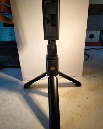 🤳 Selfie Stick con Treppiede Integrato K07 🤳