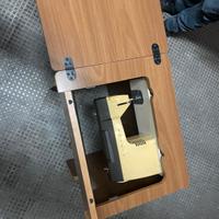 Macchina da cucire necchi