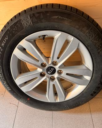Cerchi e gomme invernali  per Kia sportage 4^serie