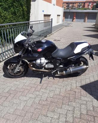 Moto Guzzi 1200 Sport