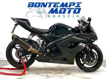 Suzuki GSX R 1000 YOSHIMURA + AKRAPOVIC