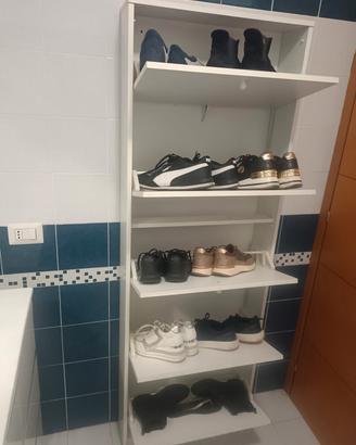 Scarpiera salva spazio 