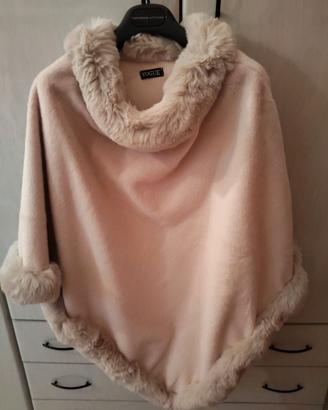 Poncho mantella,mai indossato