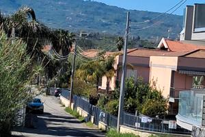 Miniappartamento a mare, ristrutturato e arredato