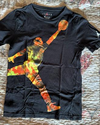T shirt Jordan nera con stampa 12 anni