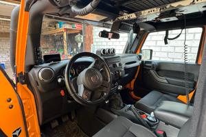 Wrangler jk preparata cambio manuale