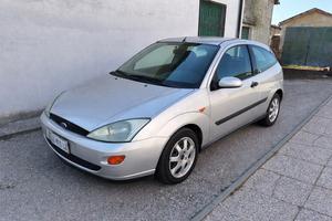 Ford Focus guidabile anche da neopatentati