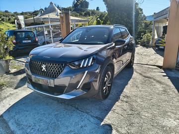Peugeot 2008 PureTech 130 S&S EAT8 GT