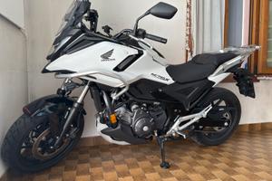 HONDA NC 750X 2026  White pearl Cambio manuale