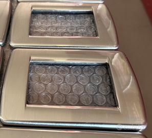 Placchette in metallo VIMAR