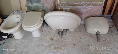 Sanitari colore champagne 