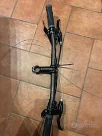 Manubrio completo di leve freno cambio e manopole