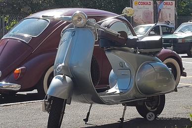 Vespa 150 VB1T anno 1958