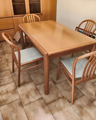 Tavolo da pranzo allungabile con 4 sedie