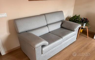 DIVANO 2 POSTI - Praticamente nuovo