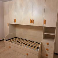 Armadio a ponte con letto