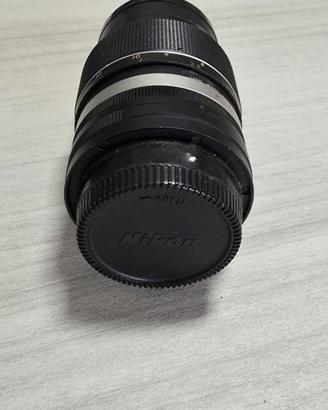Nikon 105mm f/2,8 teleobiettivo 