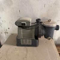 Motore per piscina esterna