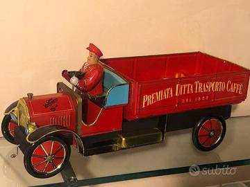 Camion latta caffè Vergnano Premiata Ditta