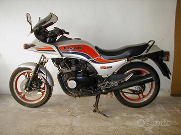 Kawasaki GPZ 550 Unitrak (epoca iscritta FMI)