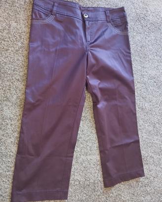 pantalone da donna modello cropped