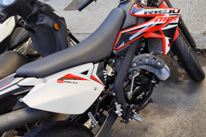 Motard rieju 50 usato su strada