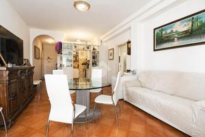 3 LOCALI A PORTO RECANATI