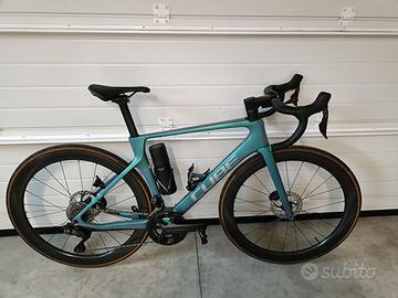 Cube Bici Agree C:62 Pro luglio 2025