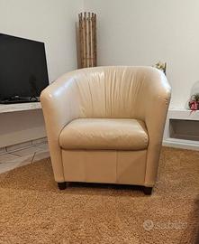 Poltrona in pelle a pozzetto by Natuzzi