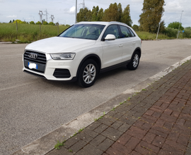 Audi q3 2.0tdi navigatore full led