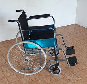 SEDIA a ROTELLE per anziani o disabili