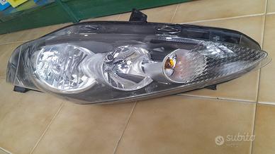 FARO SINISTRO FORD FIESTA