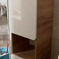 Mobiletto per il bagno