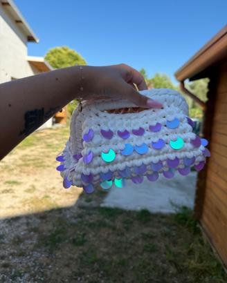 Clutch con paillettes