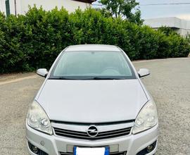 Opel Astra 1.7 CDTI 110CV 5 porte Enjoy