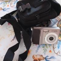 Macchina fotografica digitale marca Beng 