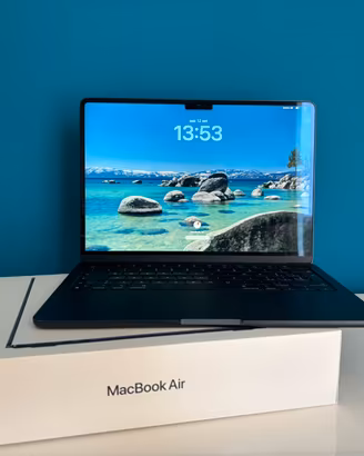 MacBook Air M2 13”