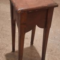Sgabello d'epoca