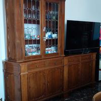 CREDENZA CON VETRINA IN NOCE