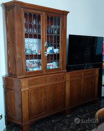 CREDENZA CON VETRINA IN NOCE