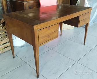 scrivanie  cm. 142x75x80h