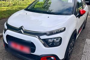 Auto perfetta prezzo trattabile 