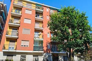 2 LOCALI A MILANO