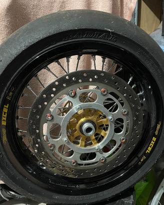 Cerchio anteriore motard
