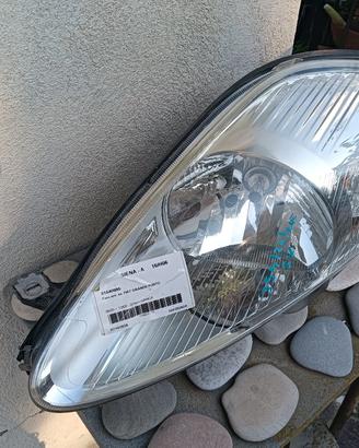 paraurti anteriore e fanale dx fiat punto 
