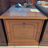 coppia di comodini liberty nuovo 